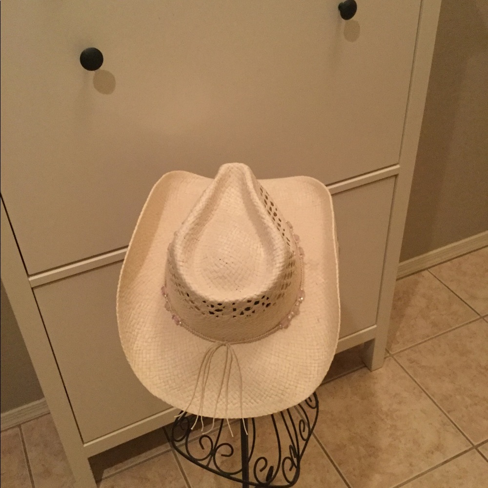 Straw cowgirl hat